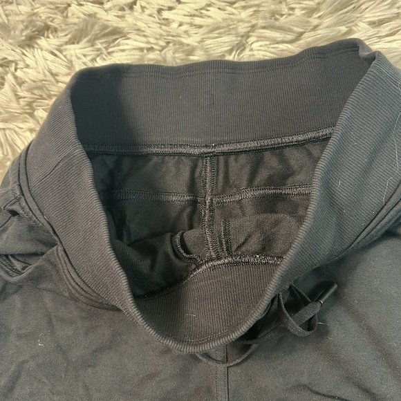Lululemon Every Moment Short *3.5" Black - Picture 3 of 6